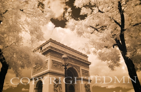 Arc de Triomphe #3, Paris, France 07 – Monotint