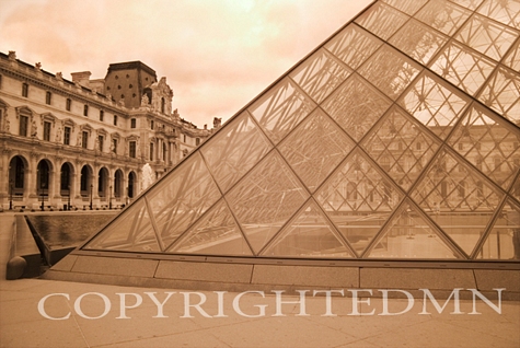 Louvre, Paris, France 07 – Monotint
