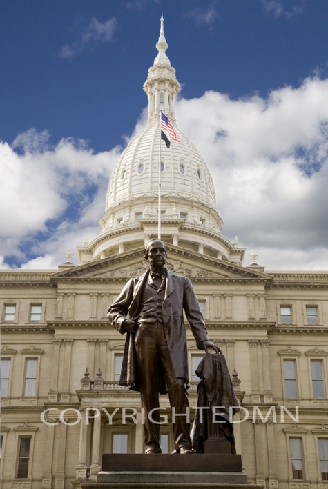 Capitol Dome and Statue, Lansing, Michigan 08 – Color